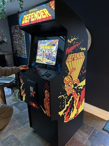 Defender themed upright arcade - upright,