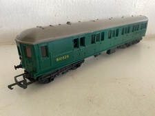 TRIANG R225 SOUTHERN SUBURBAN GREEN EMU NON POWERED COACH & CAB LIGHT VGC