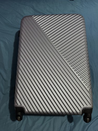 Hard shell suitcase used