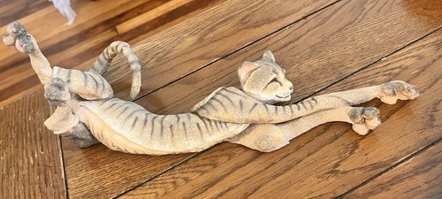 Breed apart cat - apart, cleo