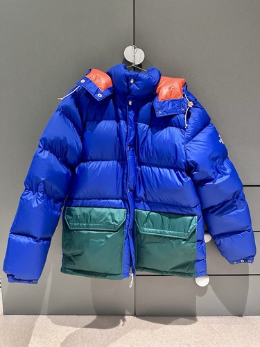 North face color - north,