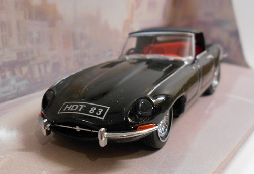 Dinky scale diecast - dinky,