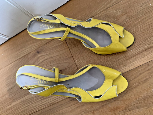 Yellow renata leather open - renata,