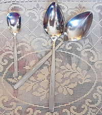 ONEIDA Vanessa Pair Serving