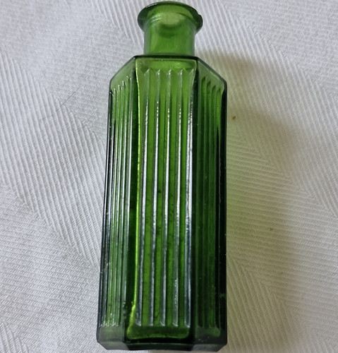 Green glass ribbed bottle - green,
