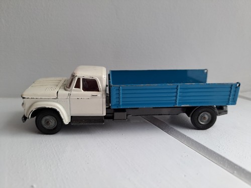 Vintage corgi dodge kew fargo - corgi,