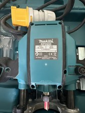 Makita RP0900X 110V 8.6A Plunge Router 900W 110V with Case