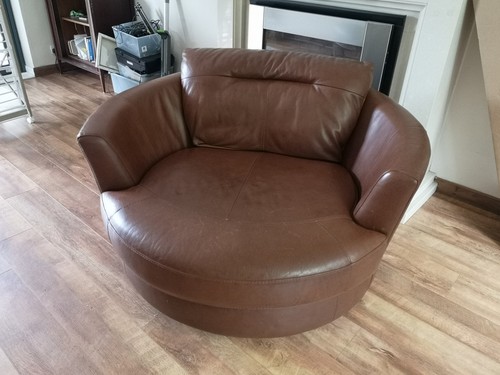 Brown leather rotating swivel - rotating,