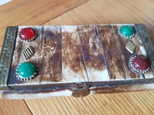 VINTAGE CARVED TRINKET BOX