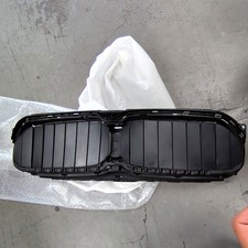 Used Front Active Radiator Grille Air Shutter For BMW G30 G31 With Motor 2021+