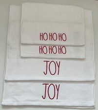 RAE DUNN 2 x CHRISTMAS HAND TOWELS & 2 x FACE TOWELS - BNWOT