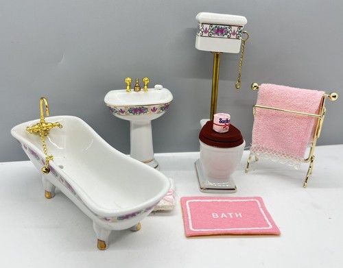 Dolls house bathroom set