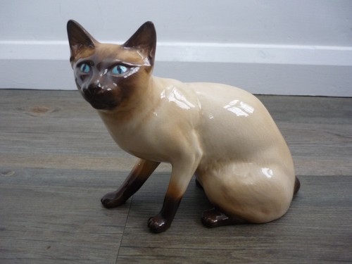 Collectable vintage sylvac - collectable,