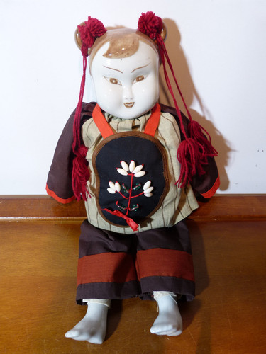 Asian japanese chinese doll - japanese,