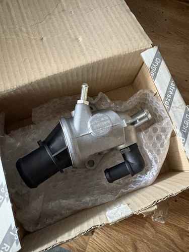 Genuine alfa romeo thermostat - alfa,