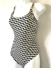 Ladies Black & White F&F Zig