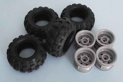 Lego technic balloon tyres - balloon,