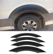 BLACK WHEEL ARCH FENDER TRIM 4