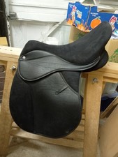 Thorowgood Griffin GP Wide 17" Black Saddle