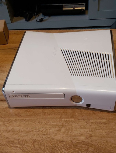 Xbox 360 slim white - slim, white/kinect