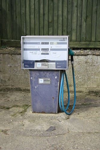 Photo petrol pump old - pump, fuel