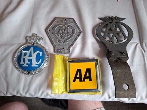 Vintage rac and - aa, badges