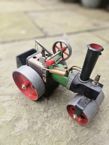 Mamod steam engine - steam, roller