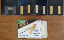 La Voz Reeds, Strength Medium Hard for Bb Clarinet, Box of 6, Old style