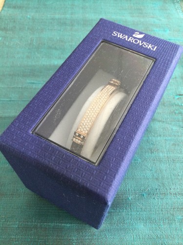 Genuine signed swarovski rose - genuine,
