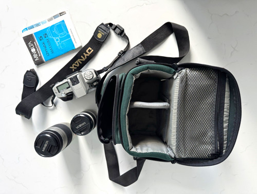 Minolta dynax camera - camera, with