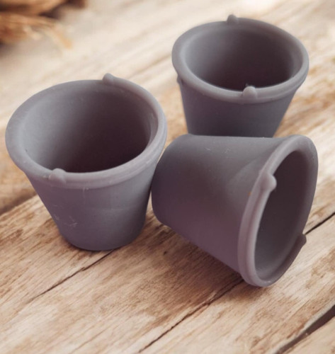 Buckets ww2 diorama - buckets,
