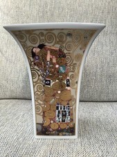 Goebel Artis Orbis Series Limited Edition Gustav Klimt The Kiss Vase