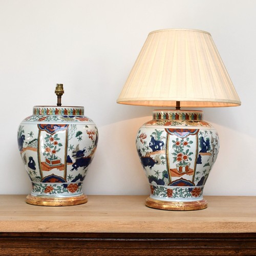 Pair vaughan designs - a,