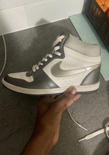 Rare Nike Women’s Force Sky