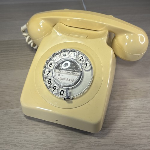 Vintage retro cream 746f - retro,