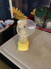 Medela Harmony Manual Breast