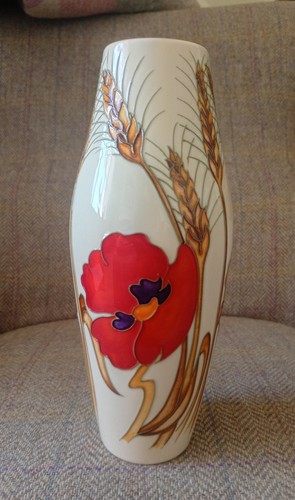 Moorcroft harvest poppies - moorcroft, poppies"