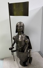 Wine Bottle Holder Novelty Metal Knight or Soldier 49cm Tall 2 heads Flag