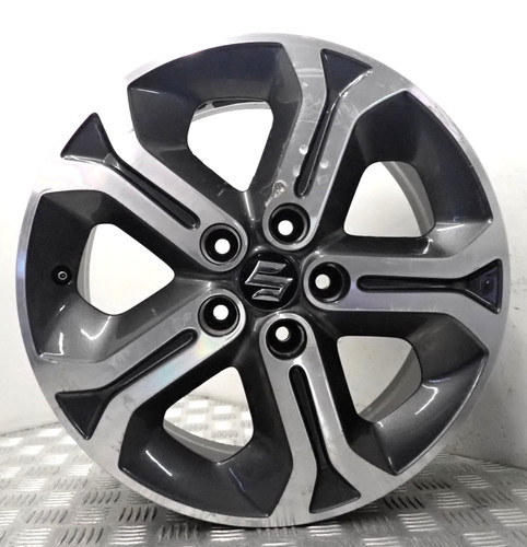 Suzuki vitara mk4 grey - , 17"
