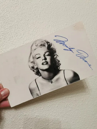 Postcard with marilyn monroe - with, monroe's