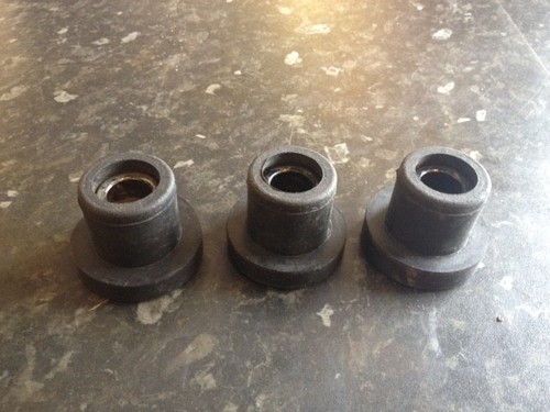 Jcb parts rubber - mounting, set