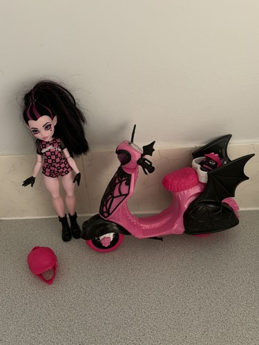 Monster high draculaura - high,