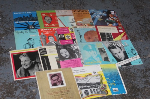 Job lot bundle of vintage - 18,