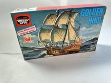 Life-like Hobby Kits Golden