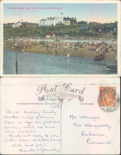 Promenade and beach clacton - promenade,