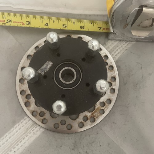 Front solid wheel hub - front,