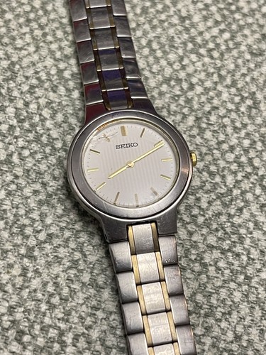 Seiko watch womens 1n00 0630 - 1n00,