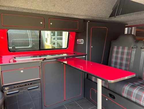 Matt black red - vw,