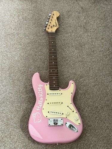 Squier fender hello kitty - squier,