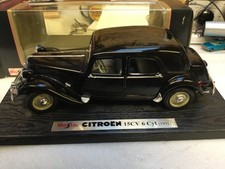 Maisto 1/18 Scale Diecast 31821 - 1952 Citroen 15CV 6 Cyl - Black